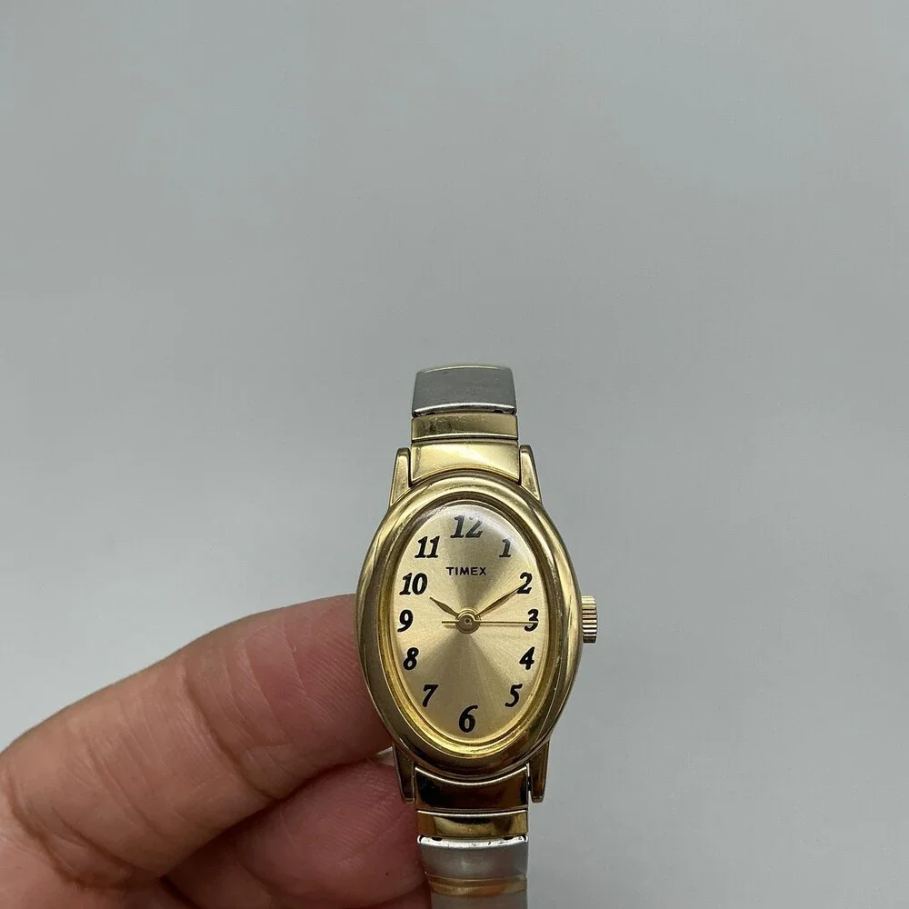 Timex Cavatina T2M443 Womens Watch 18mm Two Tone Bracelet New Battery
